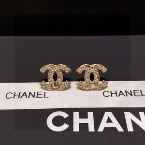 ✨✨✨Chanel earrings✨✨✨